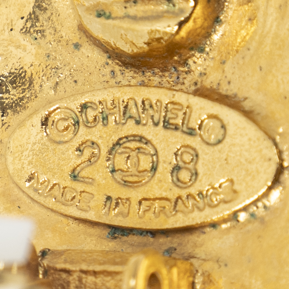 Chanel CC Round Clip On Earrings - Picture 3 of 3
